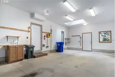 110 SW 61st St, Newport, OR 97366 - Photo 45