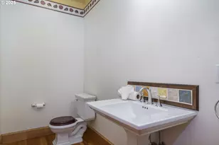 110 SW 61 St, Newport, OR 97366 - Photo 29