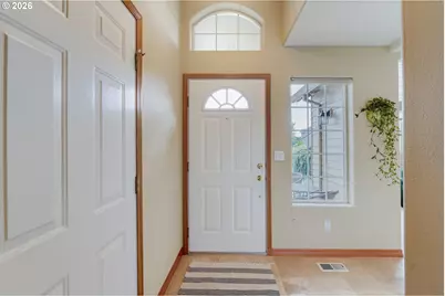 11811 Danee Pl, Oregon City, OR 97045 - Photo 5