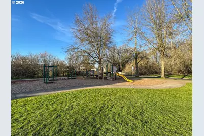 1384 David Ave, Eugene, OR 97404 - Photo 21