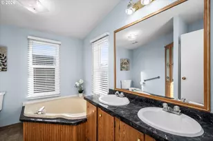 1384 David Ave, Eugene, OR 97404 - Photo 13