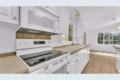 52011 Sturtevant Ln, Bandon, OR 97411 - Photo 17