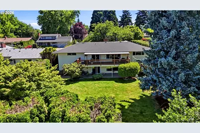 6841 SE Cavalier St, Milwaukie, OR 97267 - Photo 43