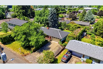 6841 SE Cavalier St, Milwaukie, OR 97267 - Photo 39