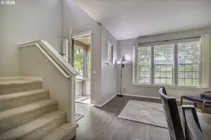 996 NE 73rd Ave, Hillsboro, OR 97124 - Photo 3