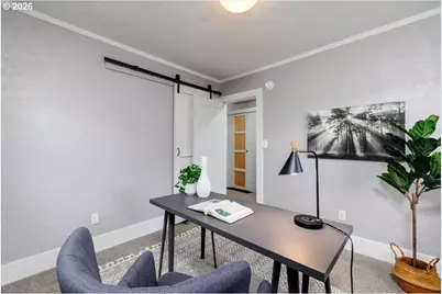 9324 N Burr Ave, Portland, OR 97203 - Photo 13