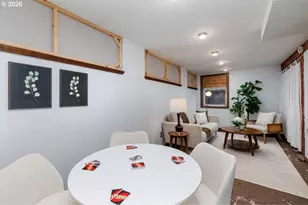 9324 N Burr Ave, Portland, OR 97203 - Photo 15