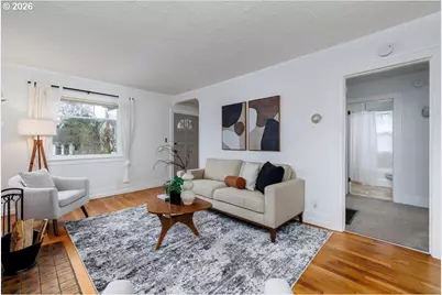 9324 N Burr Ave, Portland, OR 97203 - Photo 5