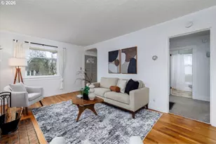 9324 N Burr Ave, Portland, OR 97203 - Photo 5