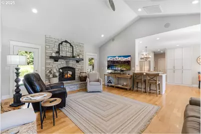 9989 NE Trillium Ln, Newberg, OR 97132 - Photo 7