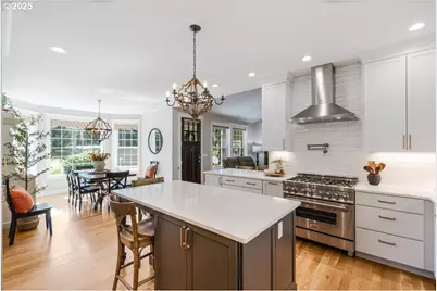 9989 NE Trillium Ln, Newberg, OR 97132 - Photo 13