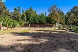 9989 NE Trillium Ln, Newberg, OR 97132 - Photo 45