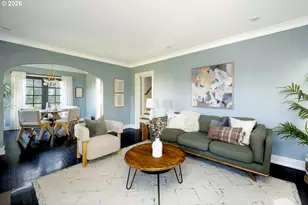 2621 N Sumner St, Portland, OR 97217 - Photo 3