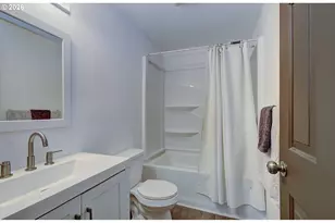 13726 NE 32nd Cir, Vancouver, WA 98682 - Photo 17