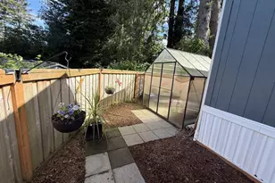 585 Village Pines Ave, Coos Bay, OR 97420 - Photo 23