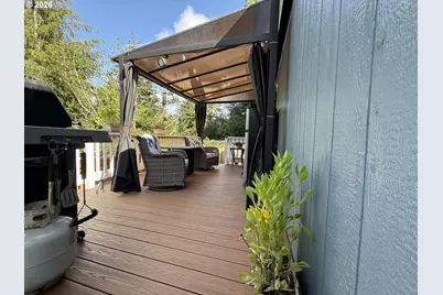 585 Village Pines Ave, Coos Bay, OR 97420 - Photo 39