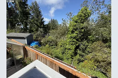 585 Village Pines Ave, Coos Bay, OR 97420 - Photo 35