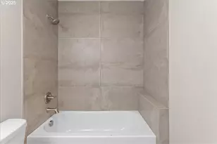 9818 SW 34th Pl, Portland, OR 97219 - Photo 21