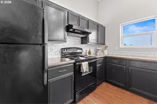 7442 S Virginia Ave, Portland, OR 97219 - Photo 13