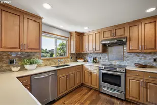 2184 Loch Dr, Springfield, OR 97477 - Photo 15