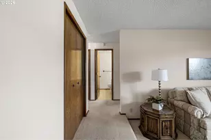 2184 Loch Dr, Springfield, OR 97477 - Photo 33