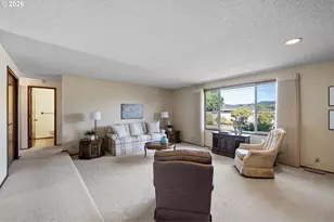 2184 Loch Dr, Springfield, OR 97477 - Photo 31