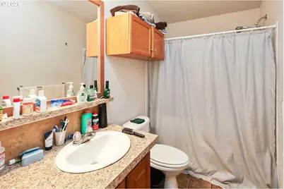 1225 W 10th Ave #20, Junction City, OR 97448 - Photo 23