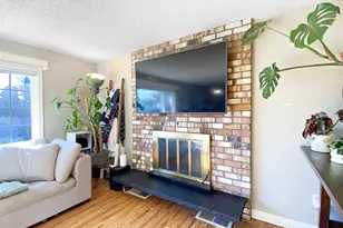 3877 NE 3rd St, Gresham, OR 97030 - Photo 15