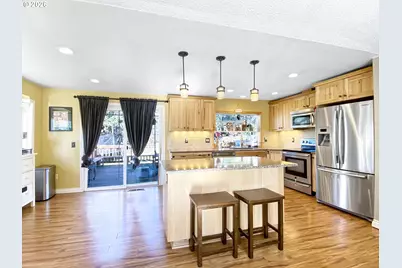 3877 NE 3rd St, Gresham, OR 97030 - Photo 9