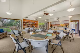 4218 NE 125th Pl, Portland, OR 97230 - Photo 27