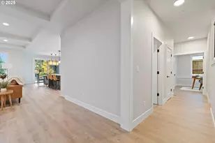 14198 SE Iseli Ln, Clackamas, OR 97015 - Photo 9