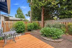 1352 Astor Way, Woodburn, OR 97071 - Photo 27