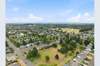 1352 Astor Way, Woodburn, OR 97071 - Photo 33