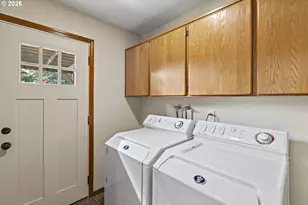 2017 NE Josephine Dr, Hillsboro, OR 97124 - Photo 15