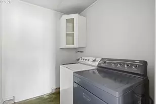 13705 NE Beech St, Portland, OR 97230 - Photo 35