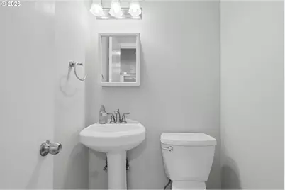 13705 NE Beech St, Portland, OR 97230 - Photo 29