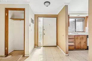 20305 SW 70th Ave, Tualatin, OR 97062 - Photo 11