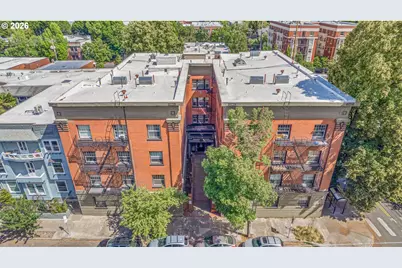 2109 NW Irving St #102, Portland, OR 97210 - Photo 47