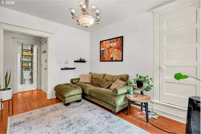 2109 NW Irving St #102, Portland, OR 97210 - Photo 19
