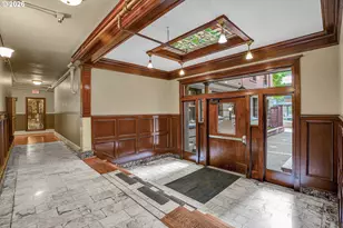 2109 NW Irving St, Portland, OR 97210 - Photo 31