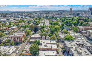 2109 NW Irving St, Portland, OR 97210 - Photo 41