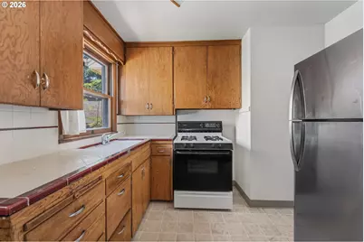 1326 NE 60th Ave, Portland, OR 97213 - Photo 13