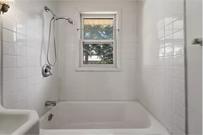 1326 NE 60th Ave, Portland, OR 97213 - Photo 39