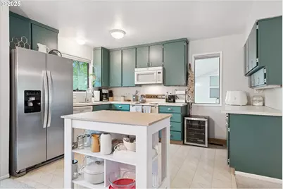 14914 NE Rose Pkwy #73B, Portland, OR 97230 - Photo 9