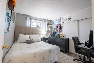 2440 NE Vallejo St, Salem, OR 97301 - Photo 13