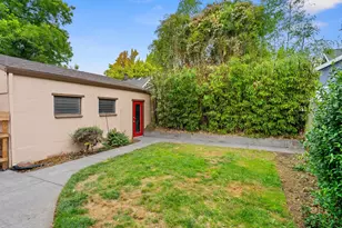 1612 NE Saratoga St, Portland, OR 97211 - Photo 31