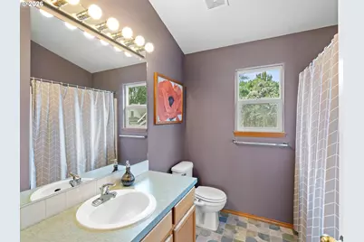 1612 NE Saratoga St, Portland, OR 97211 - Photo 29