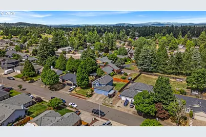 18928 Highland Dr, Oregon City, OR 97045 - Photo 7