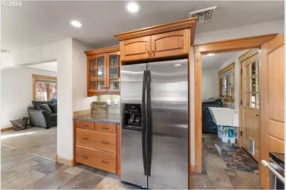 8690 Lookingglass Rd, Roseburg, OR 97471 - Photo 13