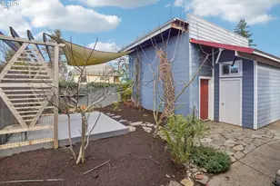 5617 SE Francis St, Portland, OR 97206 - Photo 29